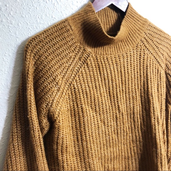 Wool turtle neck sweater - Picture 3 of 6